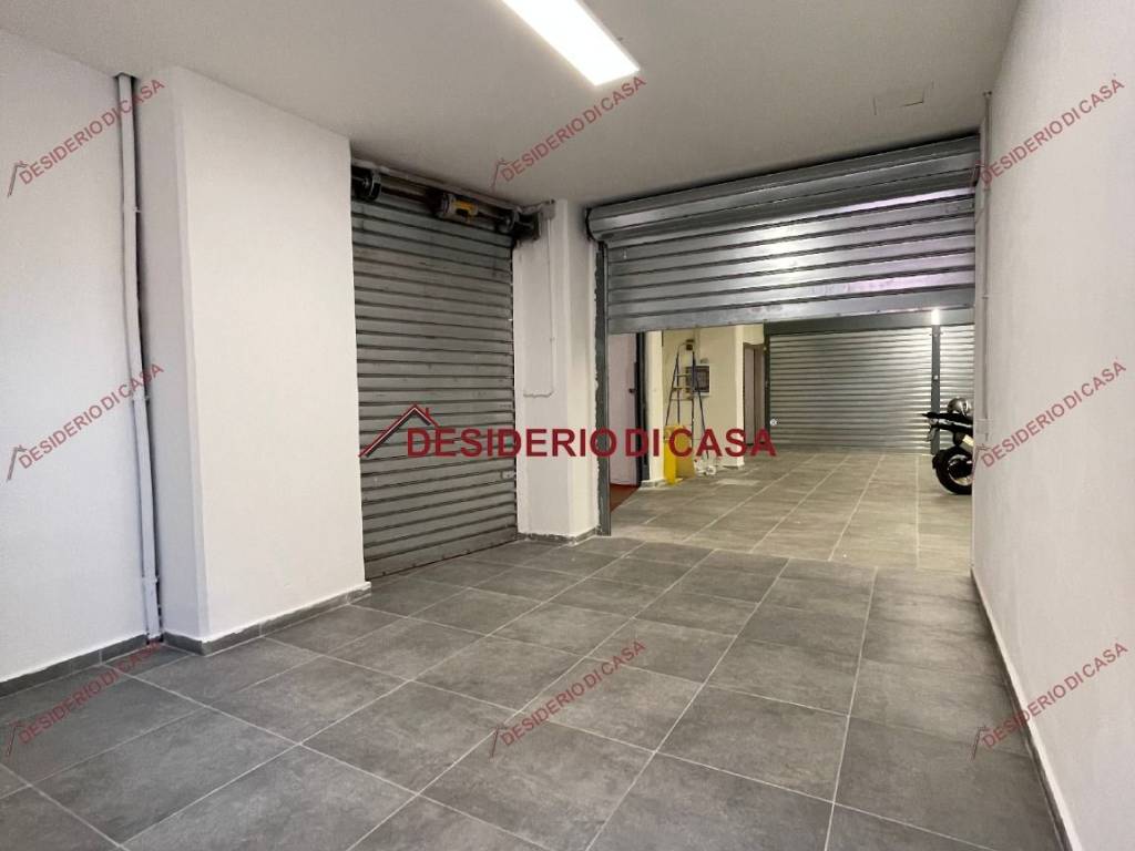 locale commerciale in vendita a Palermo in zona San Lorenzo