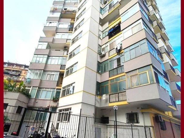 appartamento in vendita a Palermo in zona Malaspina/Palagonia