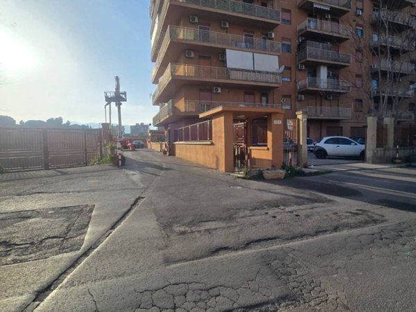 appartamento in vendita a Palermo in zona Montegrappa / Santa Rosalia