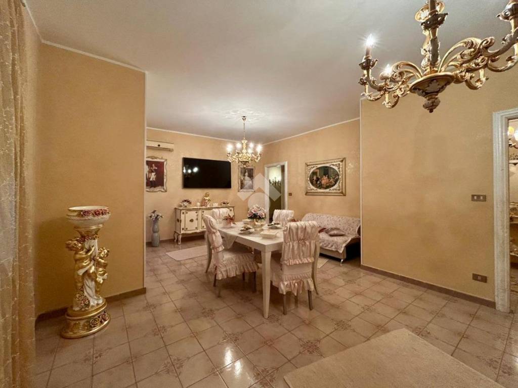 appartamento in vendita a Palermo in zona Croceverde