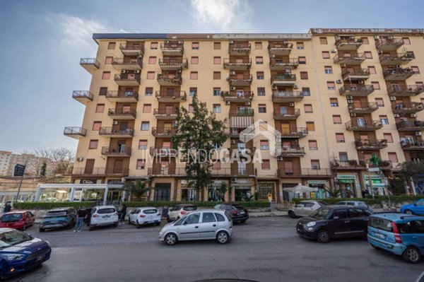 appartamento in vendita a Palermo in zona Chiavelli