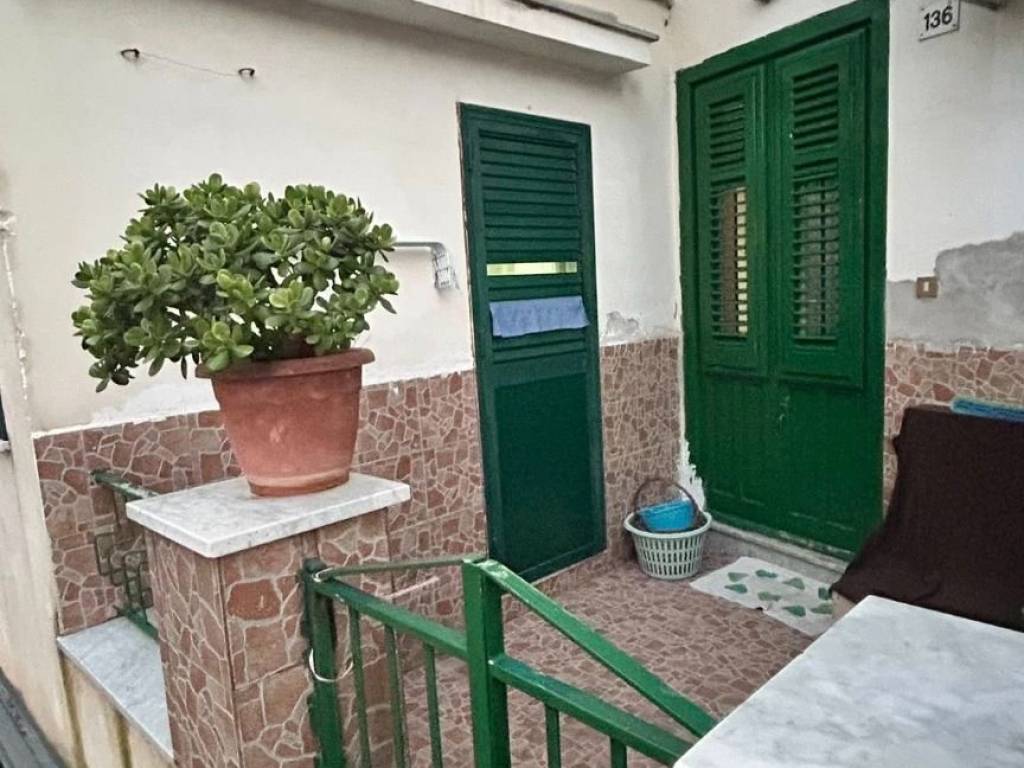 appartamento in vendita a Palermo in zona Villagrazia/Falsomiele