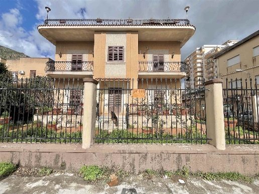 casa indipendente in vendita a Palermo in zona Calatafimi / Cuba