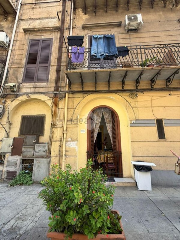 appartamento in vendita a Palermo in zona Oreto
