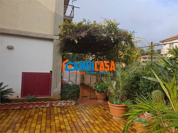 casa indipendente in vendita a Palermo in zona Baida