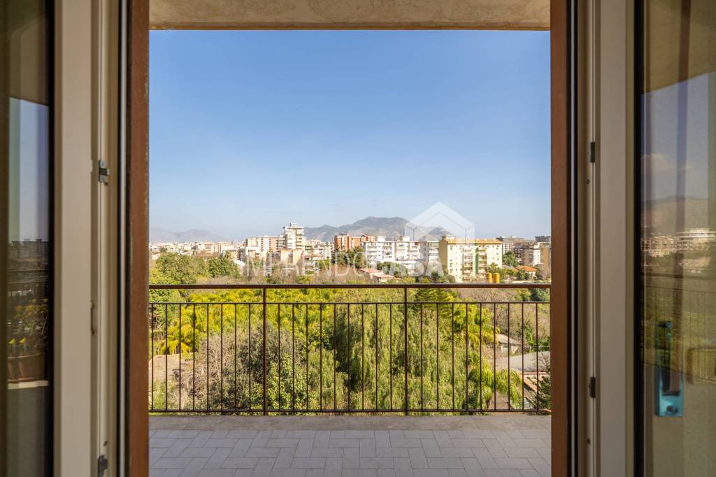 appartamento in vendita a Palermo in zona Altarello