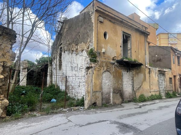 casa indipendente in vendita a Palermo in zona Calatafimi / Cuba
