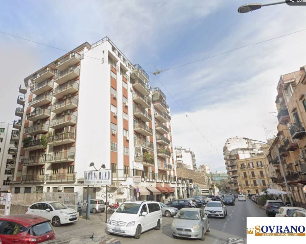 appartamento in vendita a Palermo in zona Malaspina/Palagonia