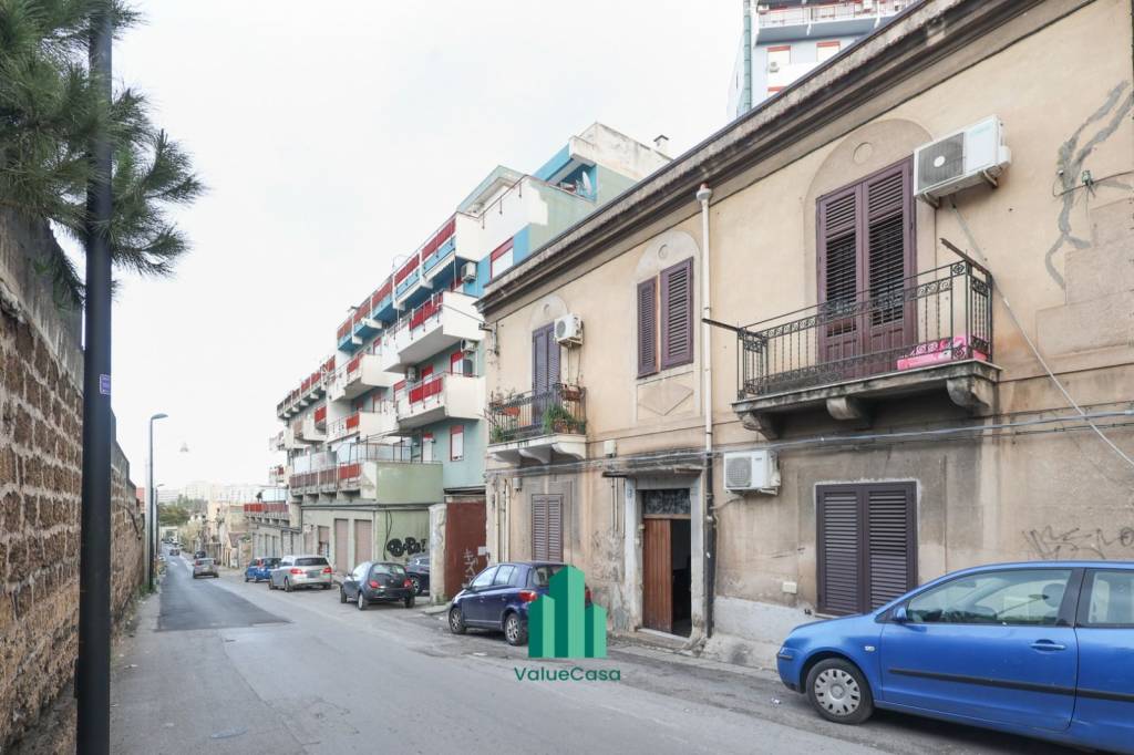 appartamento in vendita a Palermo in zona Oreto