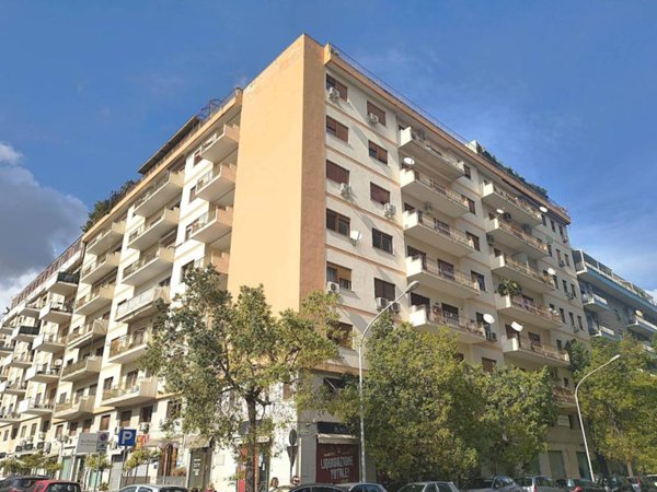 appartamento in vendita a Palermo in zona Libertà