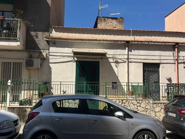 appartamento in vendita a Palermo in zona San Lorenzo