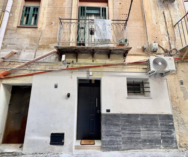 appartamento in vendita a Palermo in zona Centro storico