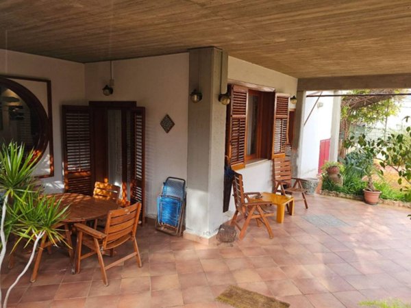 casa indipendente in vendita a Palermo in zona Baida