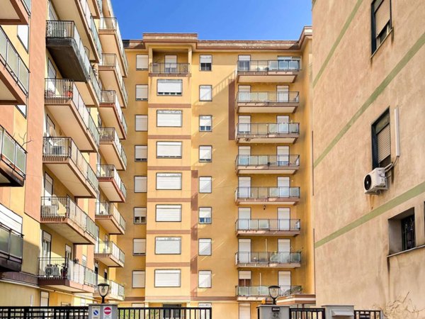 appartamento in vendita a Palermo in zona Mezzomonreale