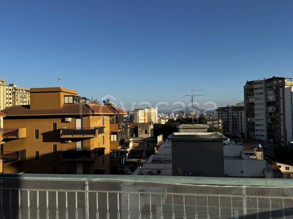 appartamento in vendita a Palermo in zona San Lorenzo