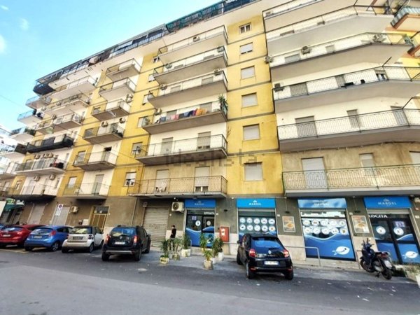 appartamento in vendita a Palermo in zona Montegrappa / Santa Rosalia