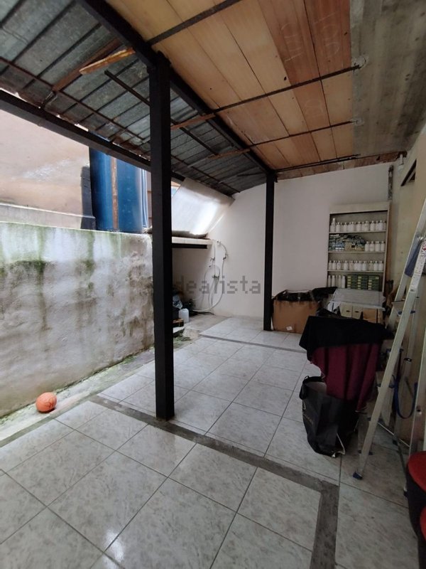 locale commerciale in vendita a Palermo in zona Politeama