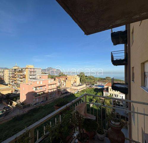 appartamento in vendita a Palermo