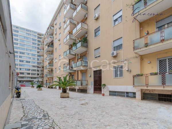 appartamento in vendita a Palermo in zona Uditore