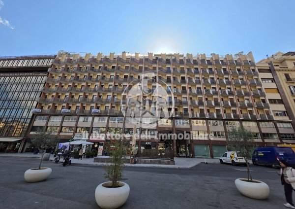 appartamento in vendita a Palermo in zona Politeama