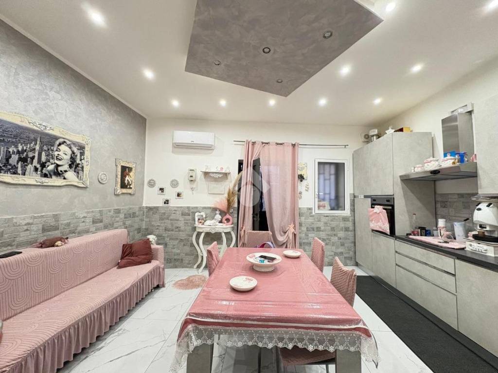 appartamento in vendita a Palermo in zona Oreto