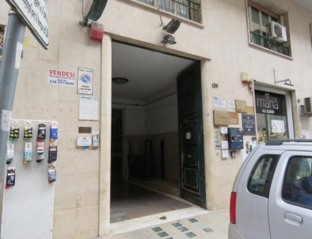 pentavano in vendita a Palermo