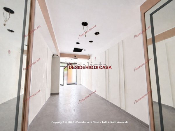 locale commerciale in vendita a Palermo in zona Calatafimi / Cuba