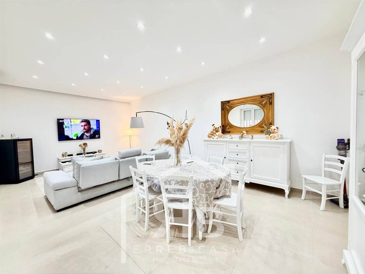 appartamento in vendita a Palermo in zona Malaspina/Palagonia