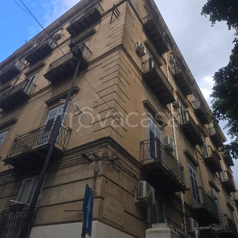 appartamento in vendita a Palermo in zona Oreto