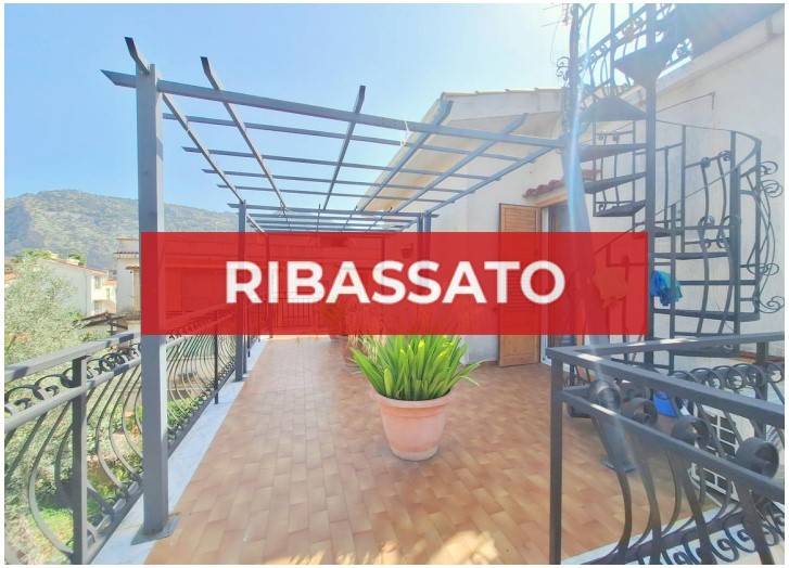 casa indipendente in vendita a Palermo in zona Pallavicino