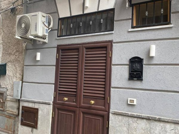 appartamento in vendita a Palermo in zona Centro storico