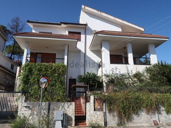 casa indipendente in vendita a Palermo in zona Boccadifalco