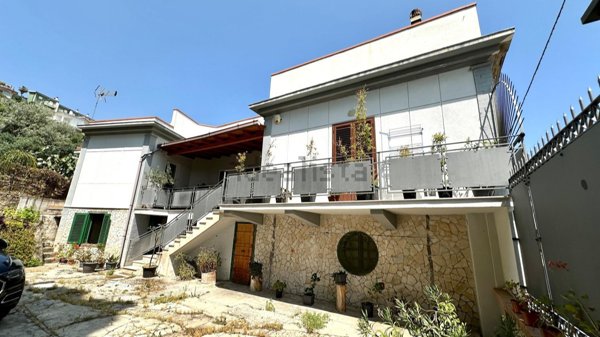 casa indipendente in vendita a Palermo in zona Boccadifalco