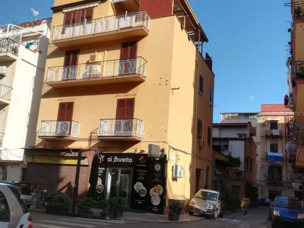 casa indipendente in vendita a Palermo in zona Arenella/Vergine Maria