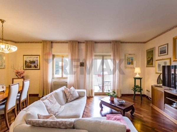 appartamento in vendita a Palermo in zona Malaspina/Palagonia