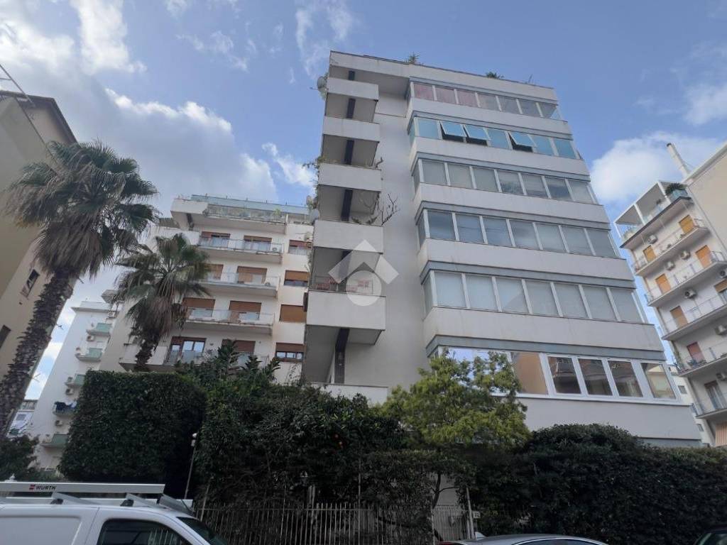appartamento in vendita a Palermo in zona Libertà
