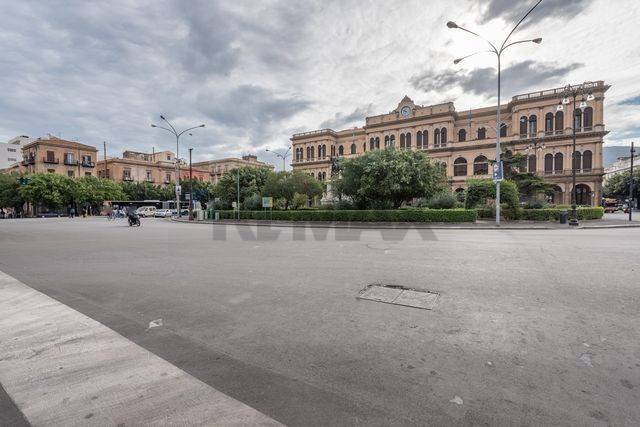 appartamento in vendita a Palermo in zona Centro storico