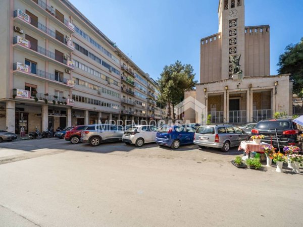appartamento in vendita a Palermo in zona Libertà