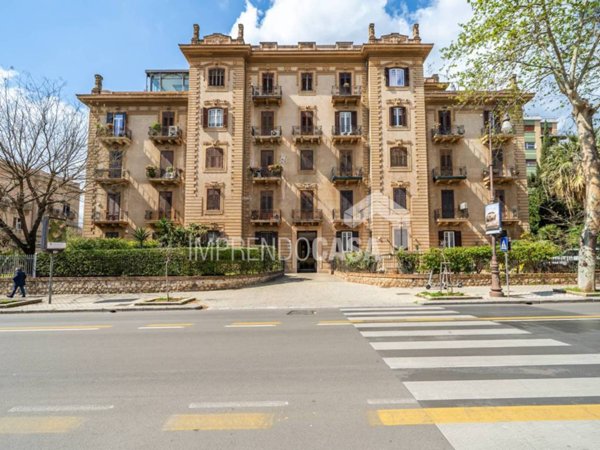 appartamento in vendita a Palermo in zona Libertà