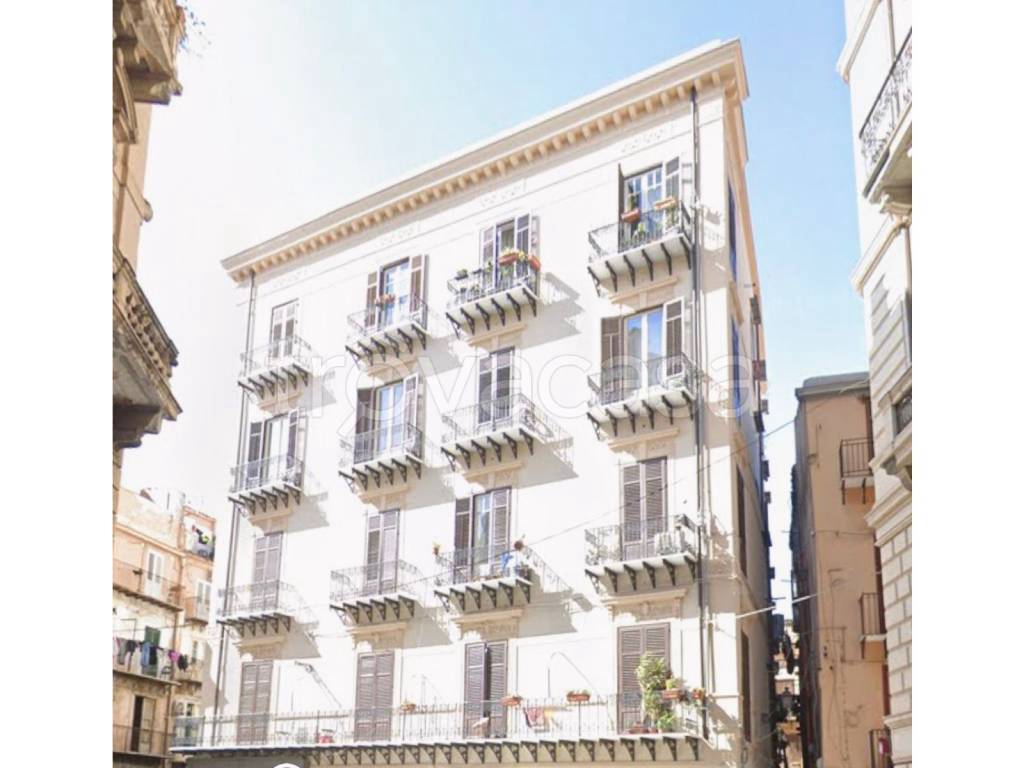 appartamento in vendita a Palermo in zona Centro storico