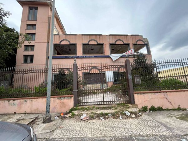 capannone in vendita a Palermo in zona Brancaccio