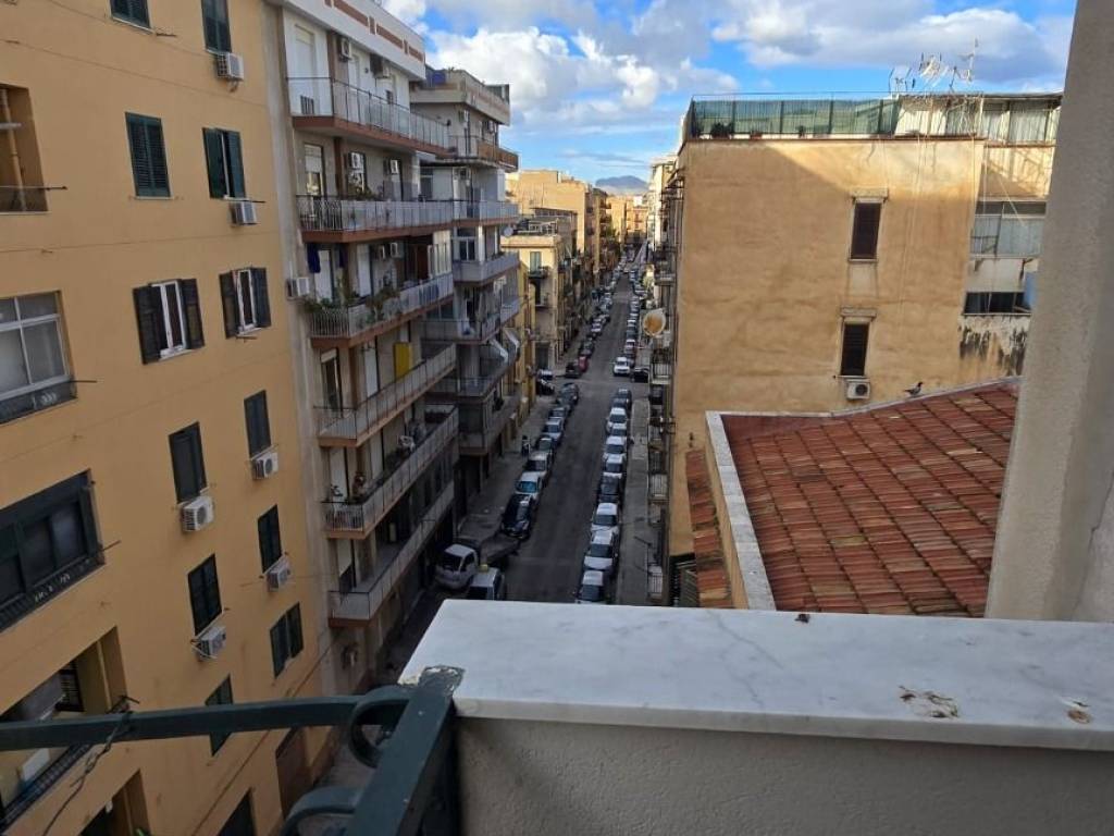 appartamento in vendita a Palermo in zona Oreto