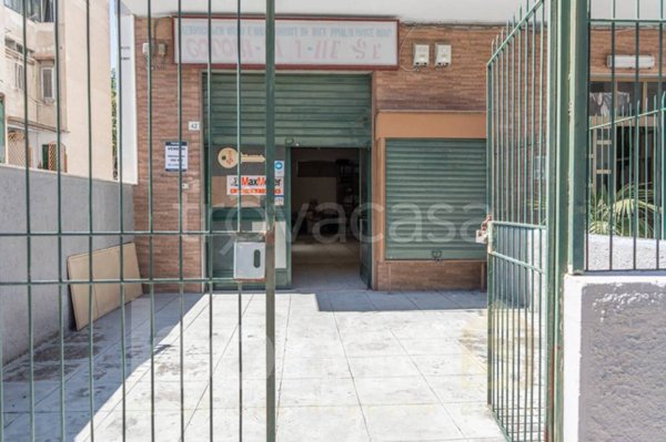 negozio in vendita a Palermo in zona Montepellegrino