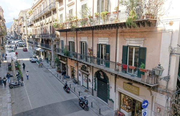 appartamento in vendita a Palermo in zona Centro storico