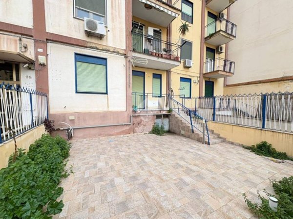 appartamento in vendita a Palermo in zona Oreto
