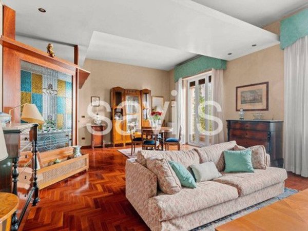 appartamento in vendita a Palermo in zona Politeama