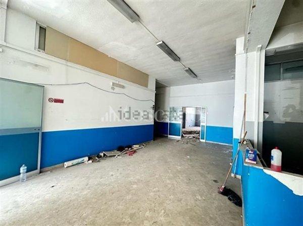 ufficio in vendita a Palermo in zona Malaspina/Palagonia