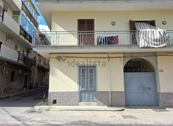 casa semindipendente in vendita a Palermo in zona Chiavelli