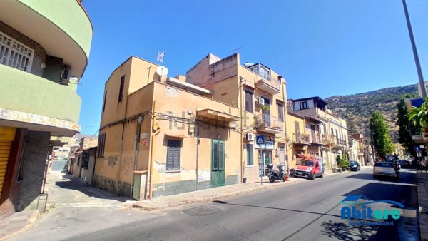 casa indipendente in vendita a Palermo in zona Pallavicino