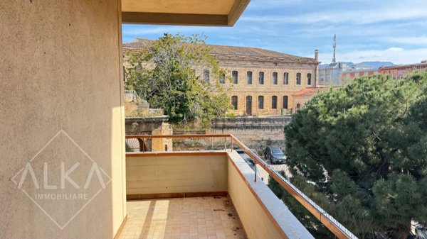 casa indipendente in vendita a Palermo in zona Calatafimi / Cuba